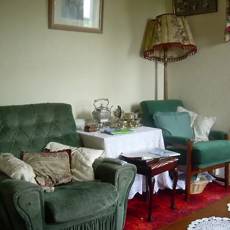 Riverside B&B Bed & Breakfast 3*